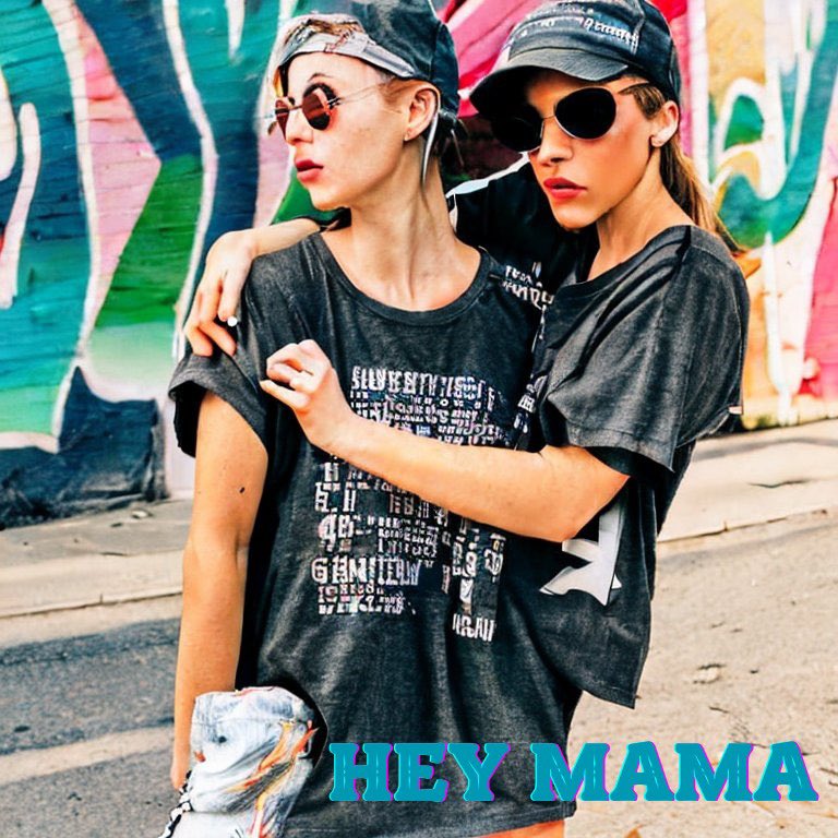 aliii0141's tweet photo. HEY MAMA→una lesbiana masculina que es caracteritza principalment per usar trosses atapeïdes amb nus superior, portar el clatell rapat i vestir amb roba folgada, chandal i sostenidors esportius Nike. Tendeixen a tenir  comportaments masclistes. #DIGcionari  #IemursUAB https://t.co/A7Yd5z2tFQ