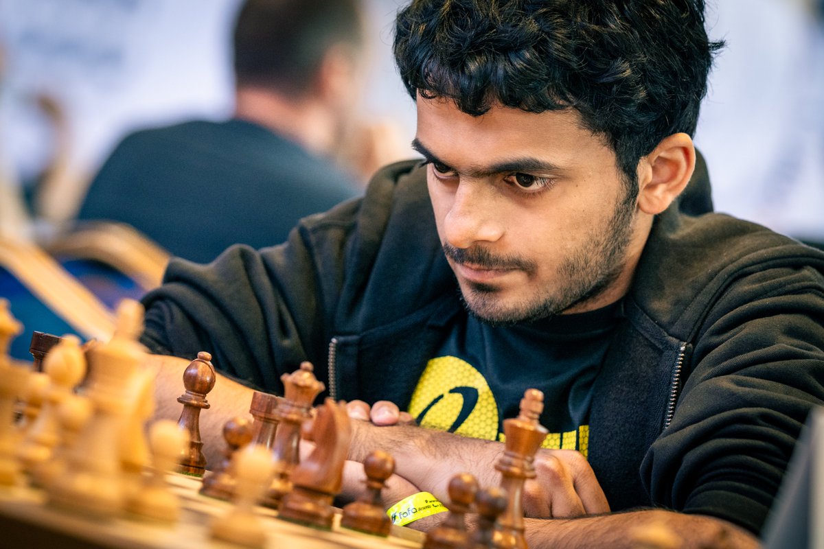 Anish Giri on X: Gukesh D is going to be a big player and this photo is  going to be a big meme. / X