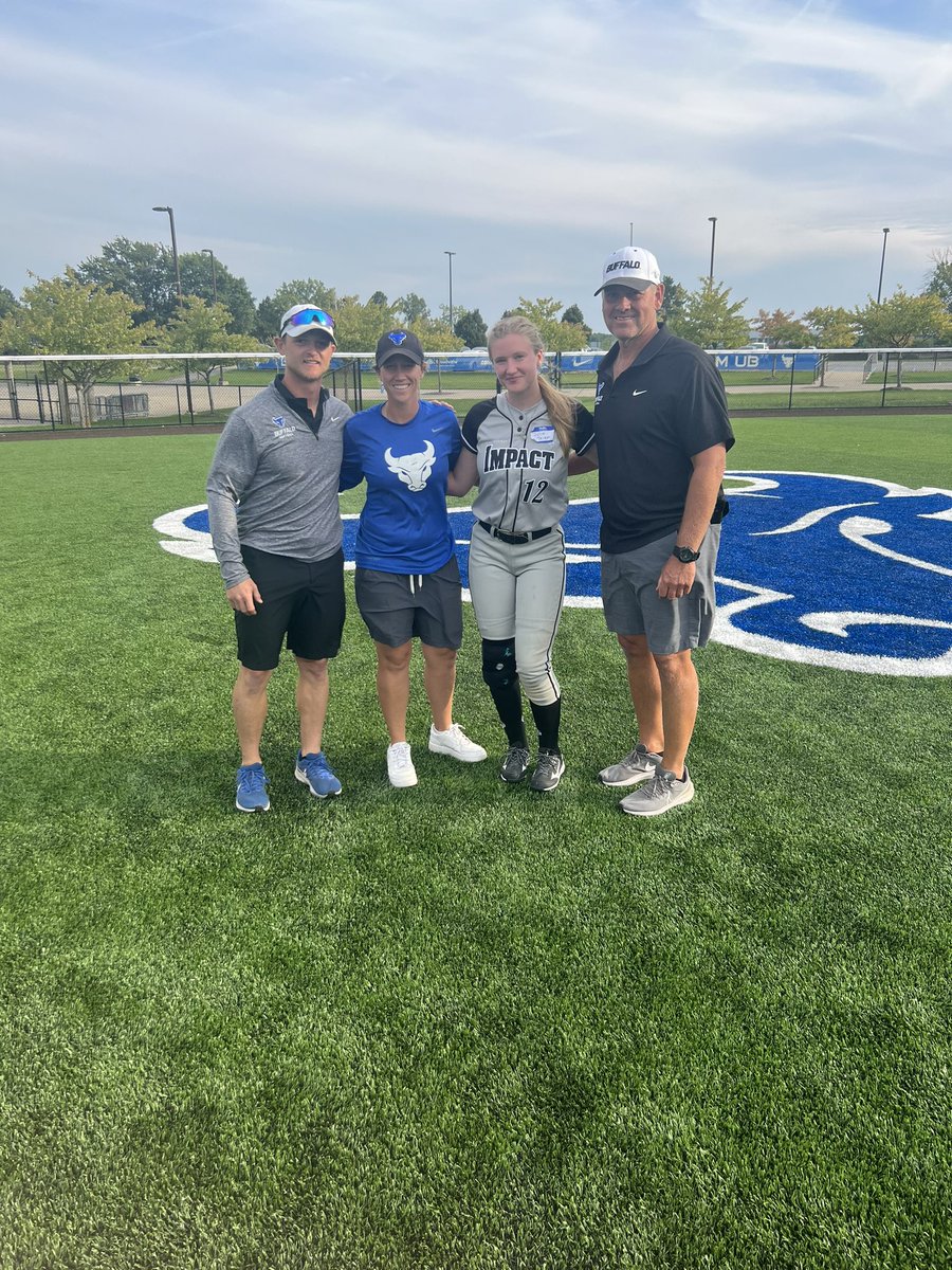 Julia Telep (JT) tweet media