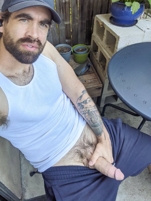 40% discount to my Onlyfans for the next 24 hours only! Don't miss out on these big ass loads!!! 🍆💦💦💦💦💦  https://t