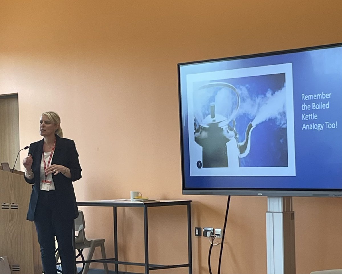 thecompasssch's tweet photo. #thecompassschool had some amazing training this morning from Laura Kerbey from P-AST all about PDA. A huge thank you for giving us lots of food for thought. https://t.co/VGrS5oMSXA