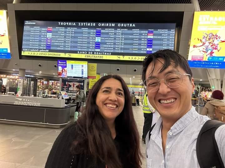 Magda62103577's tweet photo. @somoscdi Día de cierre  #CDICHILE
Despedida en el aeropuerto https://t.co/bXXeit5VXf