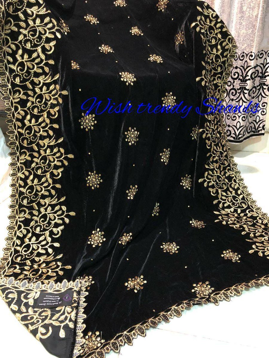 *VELVET EMBROIDERED SHAWL*
           
Code MD 55
We Brought  you A  Premium Quality Velvet Shawls for Customers who wants perfection.

- 2.5 yards length.

- four sided handwork with CUTWORK 

- Top of the line Imported velvet 5000 pure micro 
***complete ready