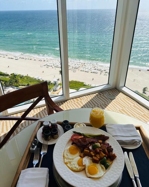 Trump Miami tweet media