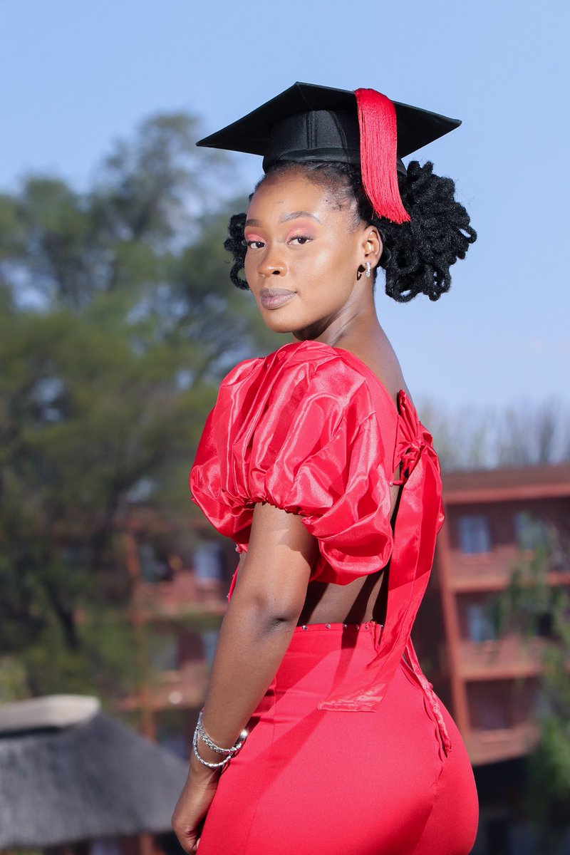 AsHeartArt's tweet photo. Our recent graduation photoshoot of Ms Takalani @ULvarsity.

We're open for bookings, get in touch with us for a worthwhile discussion and quotation.

#a_heart_art #reddress #2xgraduate https://t.co/t1leFM85cD