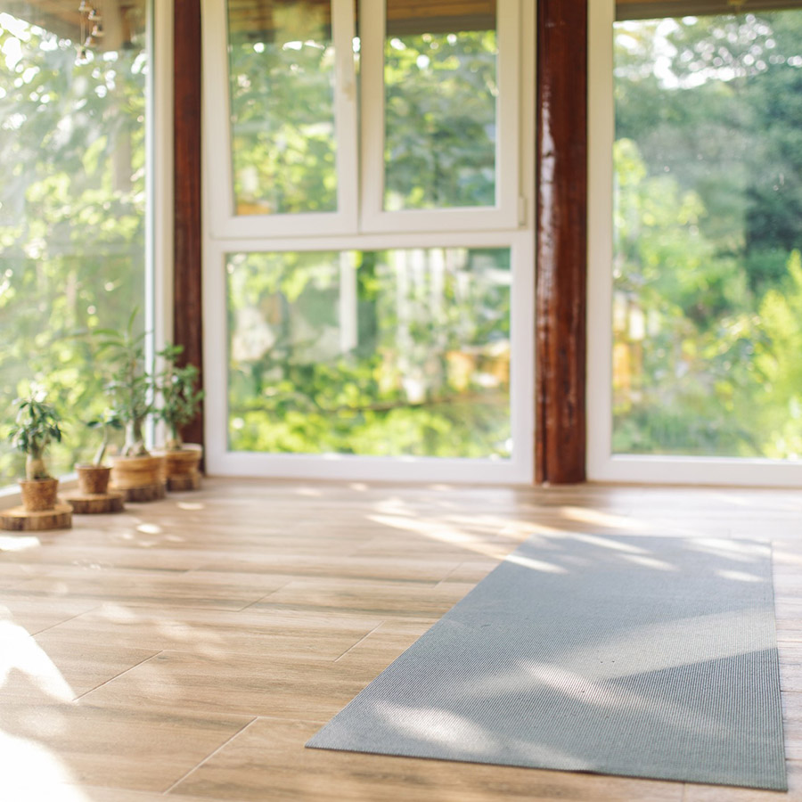 brainline's tweet image. October is Pregnancy and Infant Loss Awareness Month.

In this personal essay, learn how #yoga helped one mother process the #trauma and impact of her late-term pregnancy loss.

#PTSD
#TraumaHealing
#YogaForPTSD
#PregnancyLoss
#PregnancyLossAwareness

brainline.org/story/healing-…