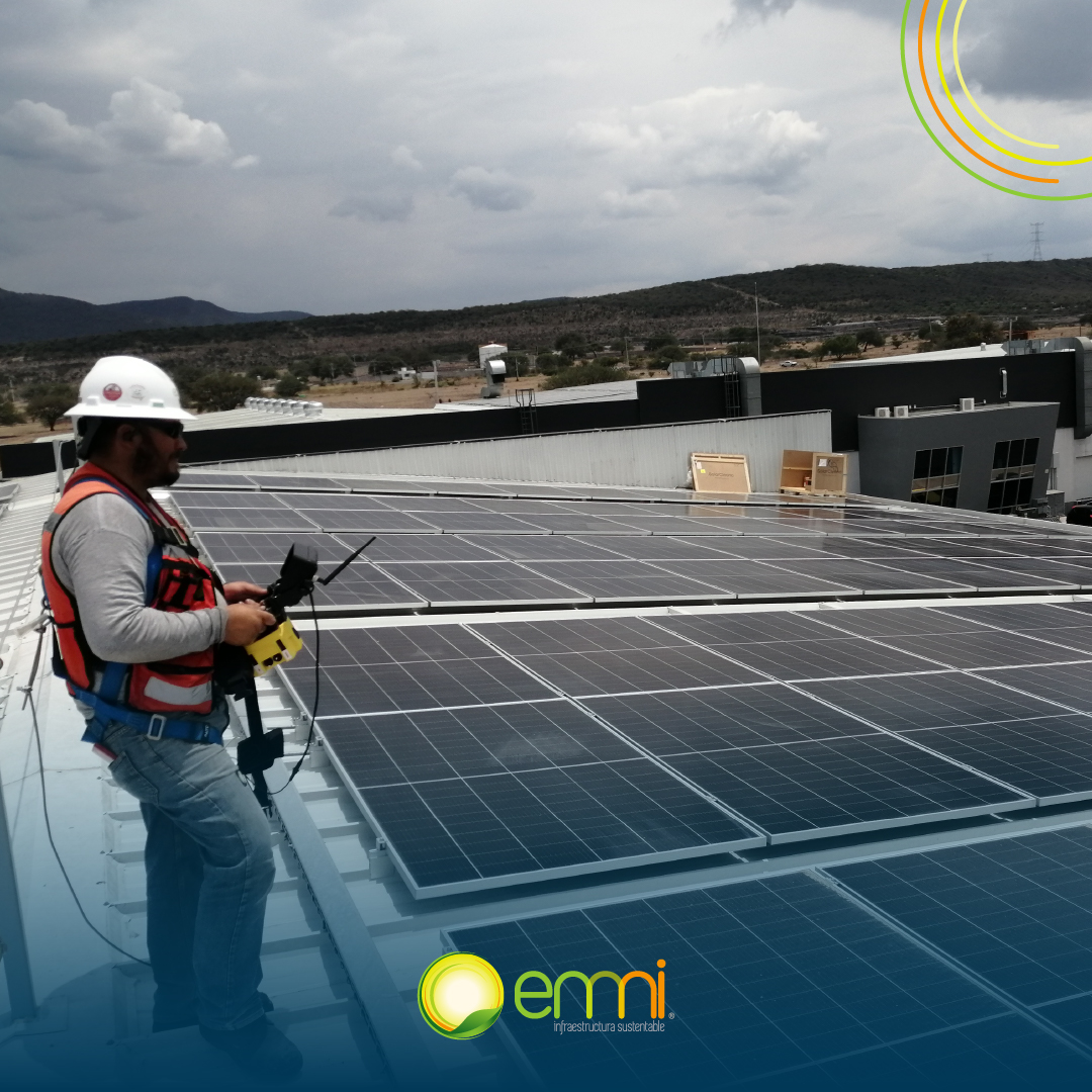 EMMI_Mexico's tweet photo. ¿Sab��as que la #LimpiezadePanelesSolares es recomendable llevarla a cabo 2 veces al año? Conoce por qué es una inversión clave para las empresas para garantizar un óptimo rendimiento y generación de energía. 🤖 ☀️ Conoce más en: https://t.co/6ARA5Zlhv8

#EMMI #PanelesSolares https://t.co/gx6VKxr7qy
