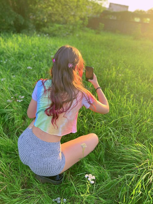 romantic sunset ☀️ https://t.co/bjj0nphUkZ<a href="/tag/coloryourday"class="tags"><span>#coloryourday</span></a><a href="/tag/smilethroughtherain"class="tags"><span>#smilethroughtherain</span></a>