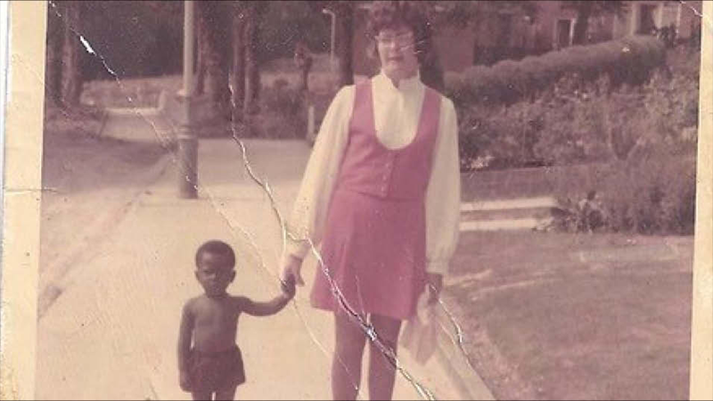 The Cutting Room sends a huge congratulations to the teams involved with ‘White Nanny Black Child’ which is screening tomorrow, Tuesday 3rd October on Channel 5! 🎉
Tune in at 22:00 for the feature documentary on identity, belonging, and the nature of family.