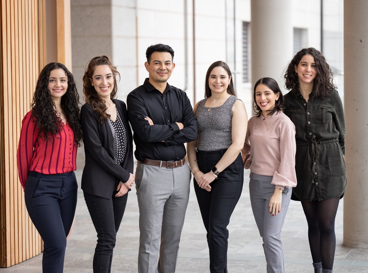 EinsteinDeptMed's tweet photo. In honor of #Hispanicheritagemonth we're thrilled to spotlight the #SACNAS Chapter at @EinsteinMed, which recently earned national recognition. Here's a glimpse of the dedicated @sacnas_einstein E-board making waves in science and inclusivity. 📸 #STEMDiversity @EinsteinPhD #DEI https://t.co/0hlBDNdUnr