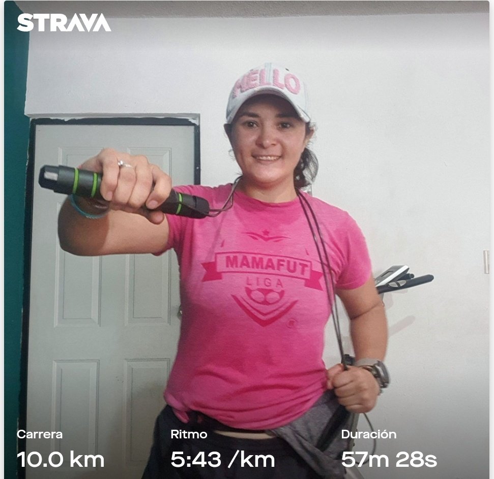 Esmerleonv's tweet photo. Allá te vamos reto #261 Tonificar #Yorbestbody vamos por el ultimo del reto del 2023 y el 1er lugar #15kGatorade #19kTrailNocturno23 #Chipinque #BakpakRace23 #42kmty #MPM23 @Maratonmty @ParqueChipinque #seguimos sumando victorias!!! 👊💪🏃♀️🦁😁🦁🤟♾️🎇✨️ https://t.co/Z8fzyWGvx9
