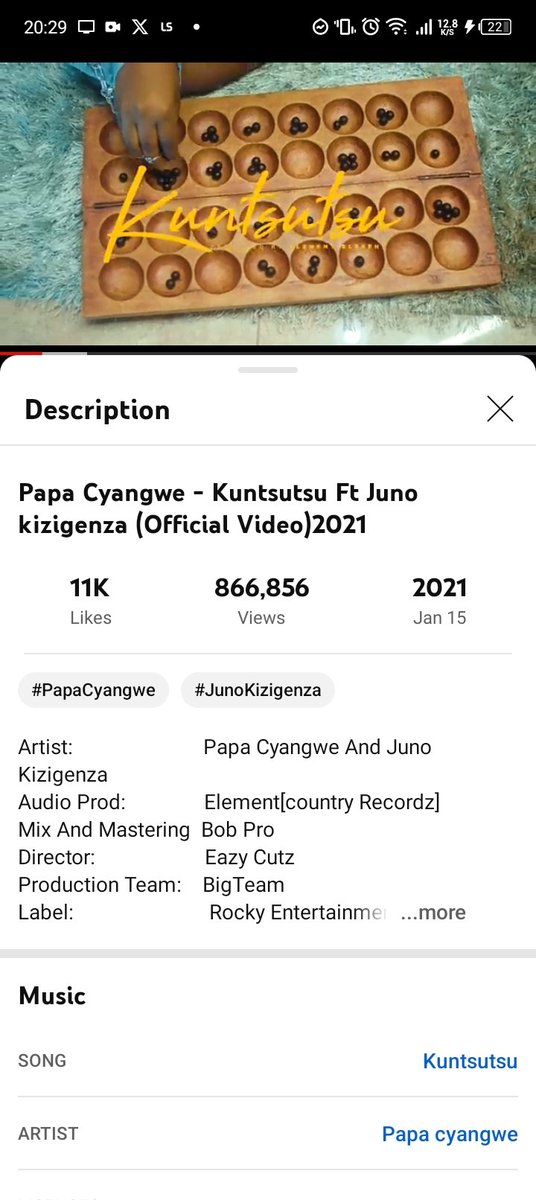 ISEKURUME's tweet photo. @thecatbabalao2 nkaho bidahagije guharabika kinyusi bidahagije yifashije umuhanzi wanze kwemera ko yazimye papa cyangwe abeshya abanyarwanda. nkuko mubibona indirimbo yasohotse mbere hagati aho niyihe ibaze @BruceMelodie yarwanyije indirimbo itarasohoka https://t.co/9wLeznKuEF