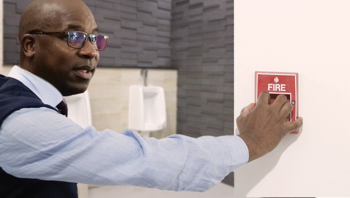 TheBabylonBee's tweet image. Rep. Bowman Pulls Fire Alarm Again While Trying To Flush Urinal buff.ly/46sFRIo