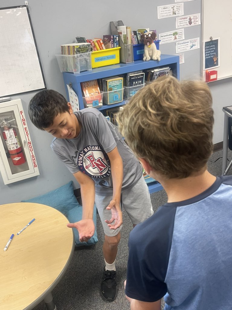 XPlorationModel's tweet photo. X-Ploration at Pomerado is in full swing!! 4th and 5th graders practice throwing and catching skills during a Physical Education class. Inside the classroom, students learn about Improvisation during a VAPA:Theater lesson. @PowayUnified
@PomeradoPUSD
@GLIPPUSD 
@XPlorationModel https://t.co/ZCFZVMRkGV