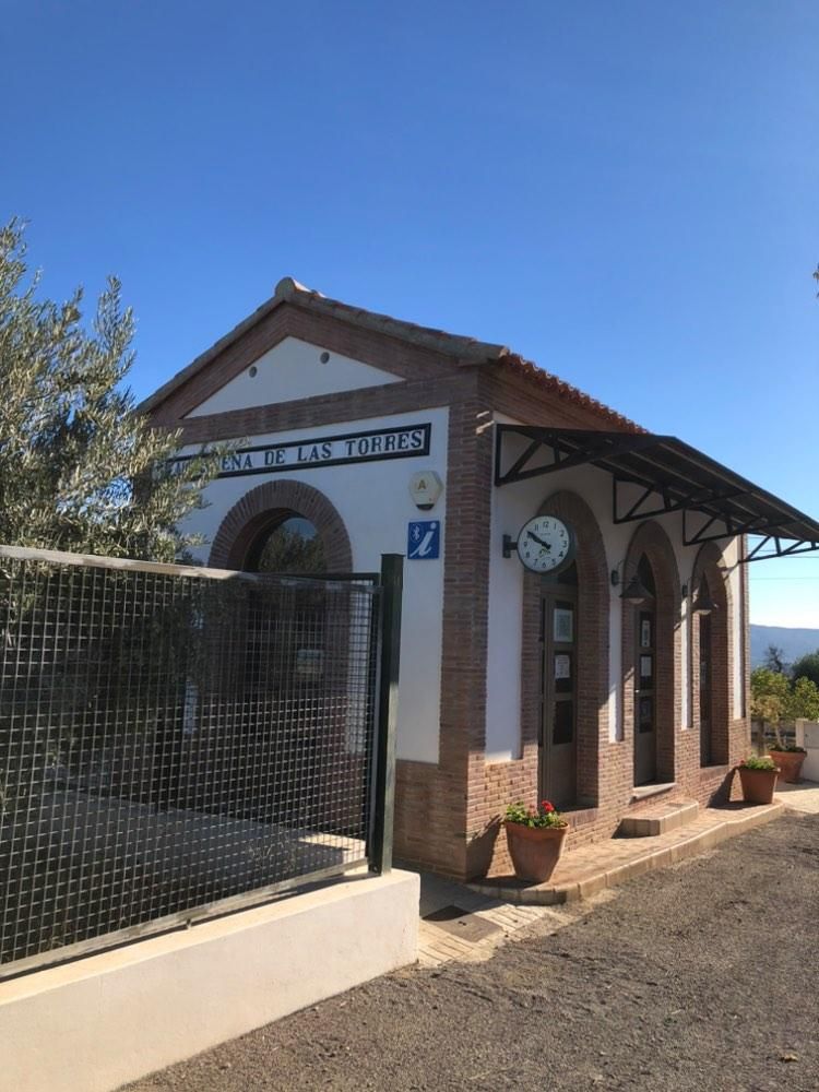AytoDeOhanes's tweet photo. @dipalme_almeria @vverdelucainena Sendero de nivel bajo, que pudieron  realizar sin problema todos los participantes. Tuvimos temperaturas  calurosas pero agradables. https://t.co/rv24I0OmLw