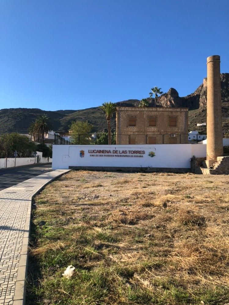 AytoDeOhanes's tweet photo. @dipalme_almeria @vverdelucainena Sendero de nivel bajo, que pudieron  realizar sin problema todos los participantes. Tuvimos temperaturas  calurosas pero agradables. https://t.co/rv24I0OmLw