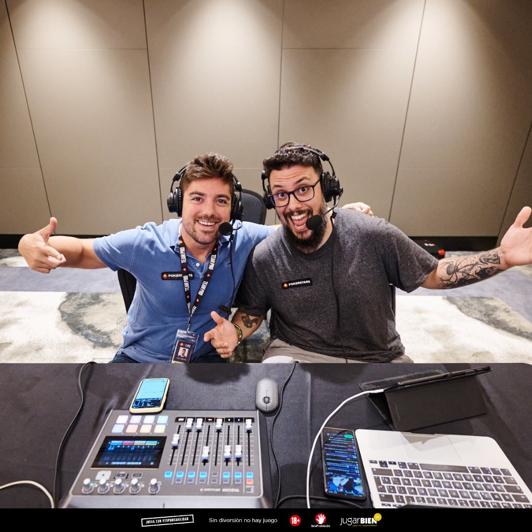 PokerStarsSpain's tweet photo. ¡Hoy toca streaming en pareja! 👬 

Tenemos a @Dauchvid y @and1ero codo con codo peleando los torneos del lunes, incluido el #Monster50. (Nótese que hemos dicho peleando y no pelando). 🤭 

¡Ya EN DIRECTO! 📺 Twitch ▶️ https://t.co/t1sC2h7hVE https://t.co/0LZYSk7b5E