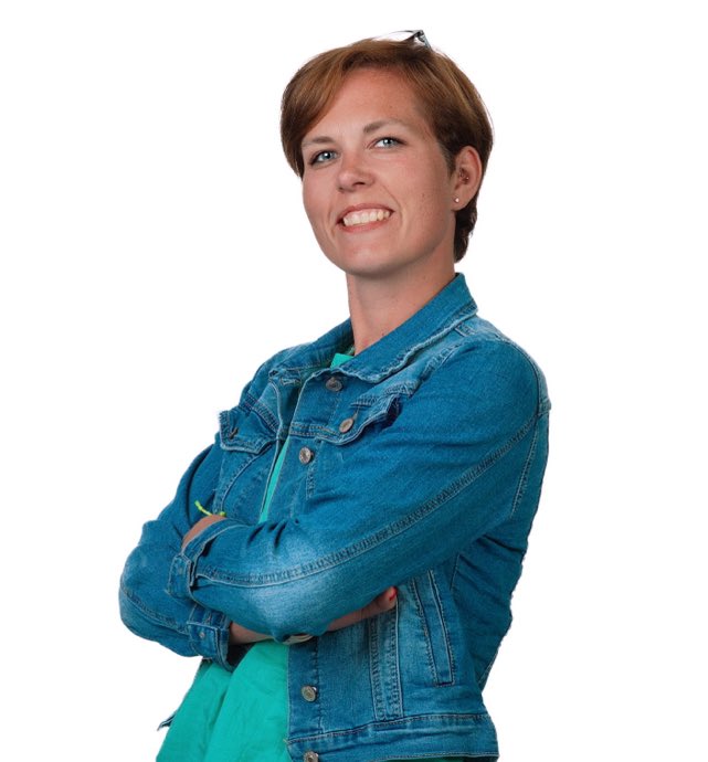 Whoop whoop!!! 🙌🏻  I receive my Portrait Photos taken at ADE Institute 2023 … So cute, no? 😅😇🤪 #ADE23 #ADE2023 #AppleFamily