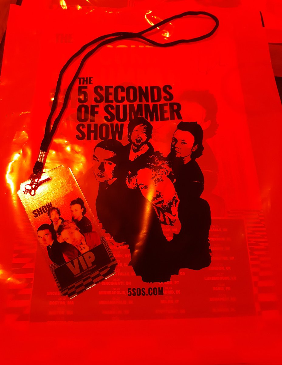 AngelLotsoflove's tweet photo. π 5 Seconds Of Summer in Ziggo Dome, Amsterdam on October 1st, 2023 π
Thread of my photos and videos:
I was in block 111 row 3 seat 379 (I had the ultimate VIP lounge package + soundcheck experience)
#5SOSAmsterdam #The5SOSShowAmsterdam https://t.co/Nn2nTbYc4T