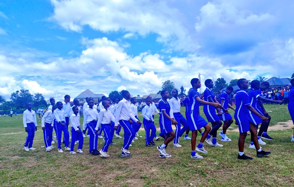 EduEle5's tweet photo. Picture and Video Gallery of how the schools in Ugep Town celebrated their Independence Day Today.

@cyriljamesomini @Toriah__ @sal_empress #Ugep @pdbraide @dat_ugepboi @Ugep_Made #Ugep https://t.co/CSJQiTj3zz