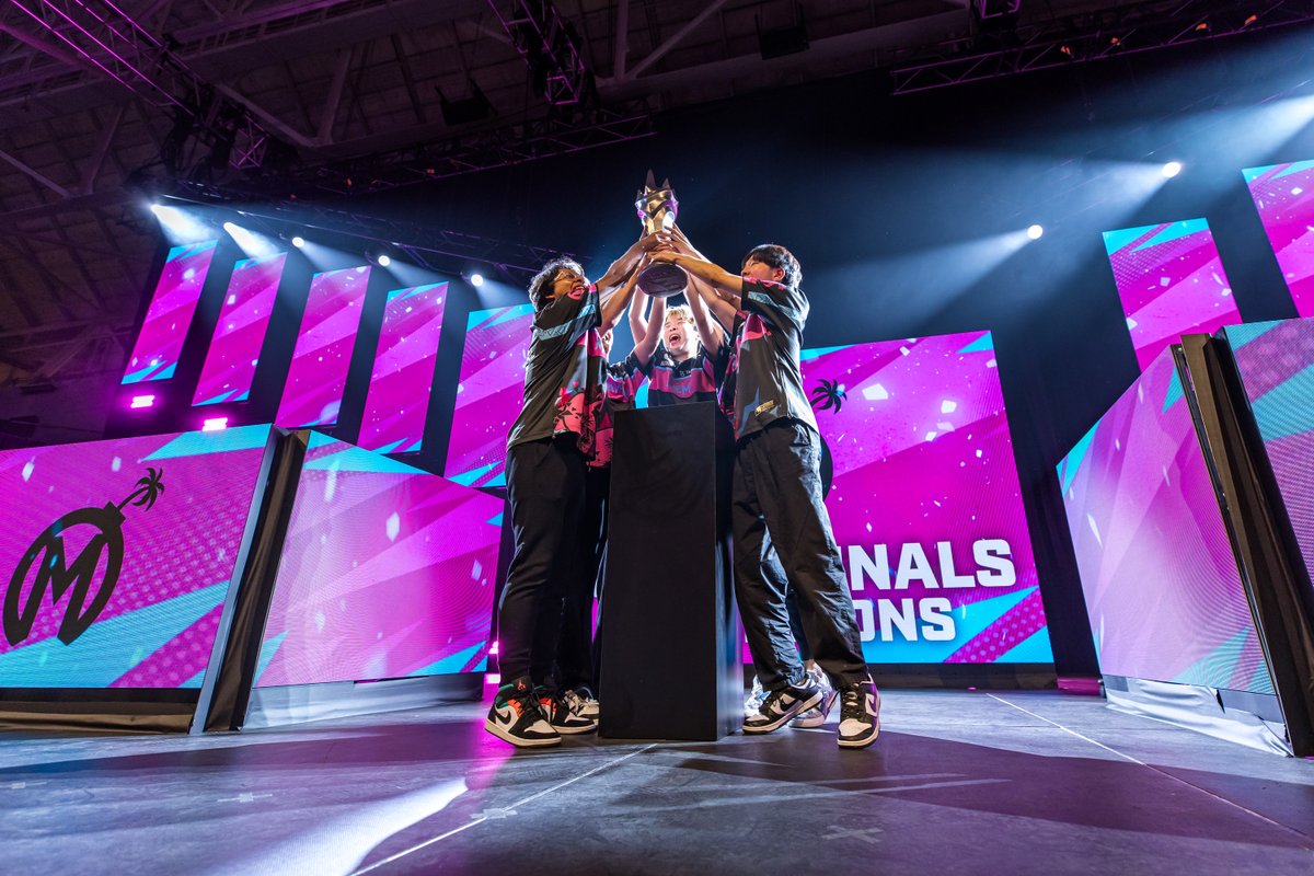 esportsawards's tweet photo. And the champions of the #OWLGrandFinals are...

@FLMayhem. CONGRATULATIONS! 🏆🍾

#OWL2023 | #LETHEMCOOK https://t.co/6DsaL7q3rS