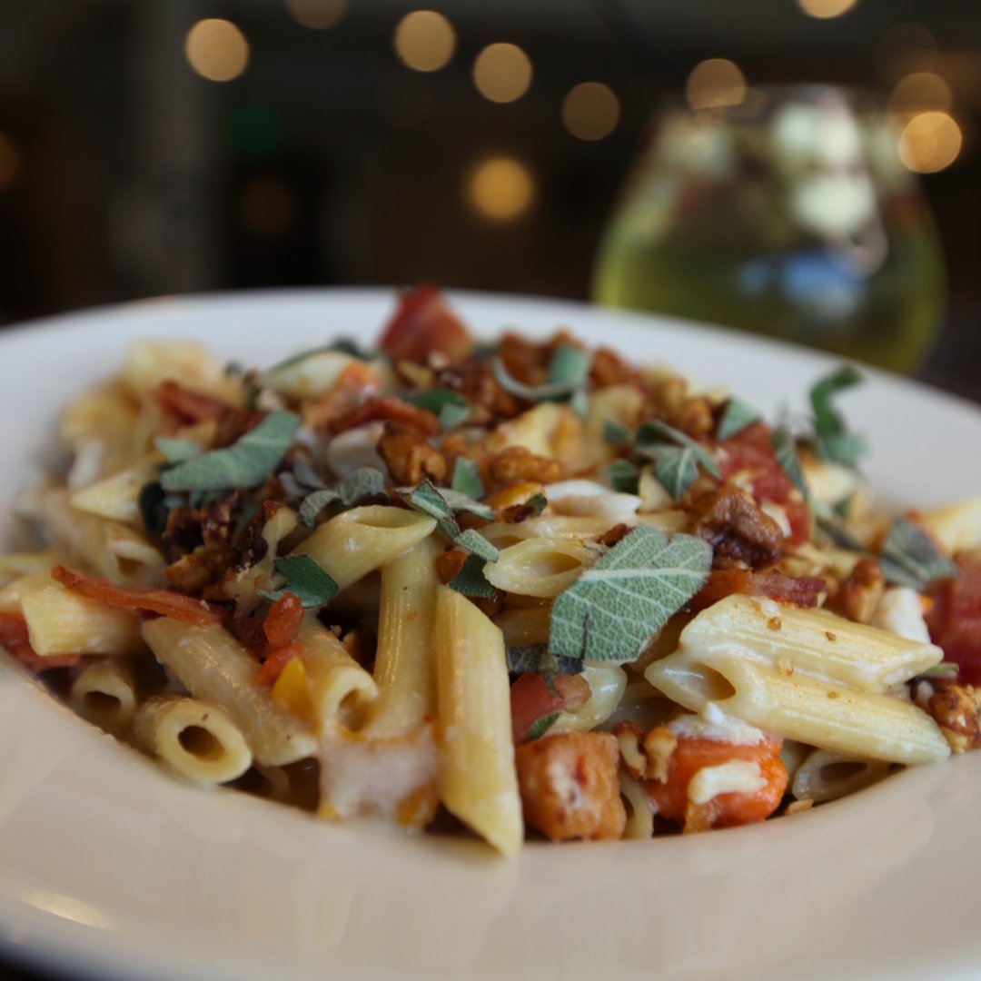 Chelo's Bar & Grille tweet media