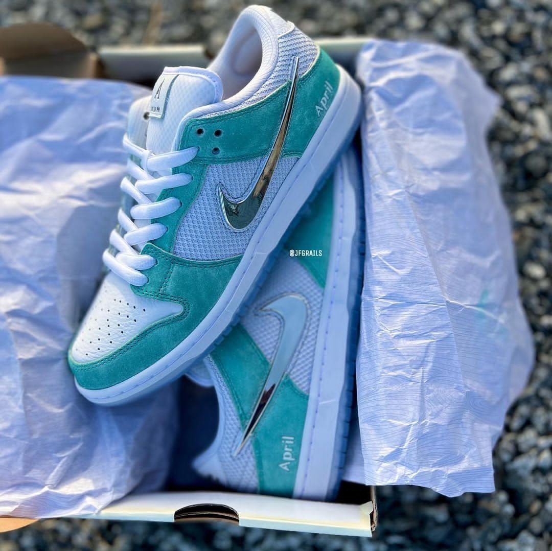 April Skateboards x Nike SB Dunk Low 💎

- Releasing Nov. 2023 🗓