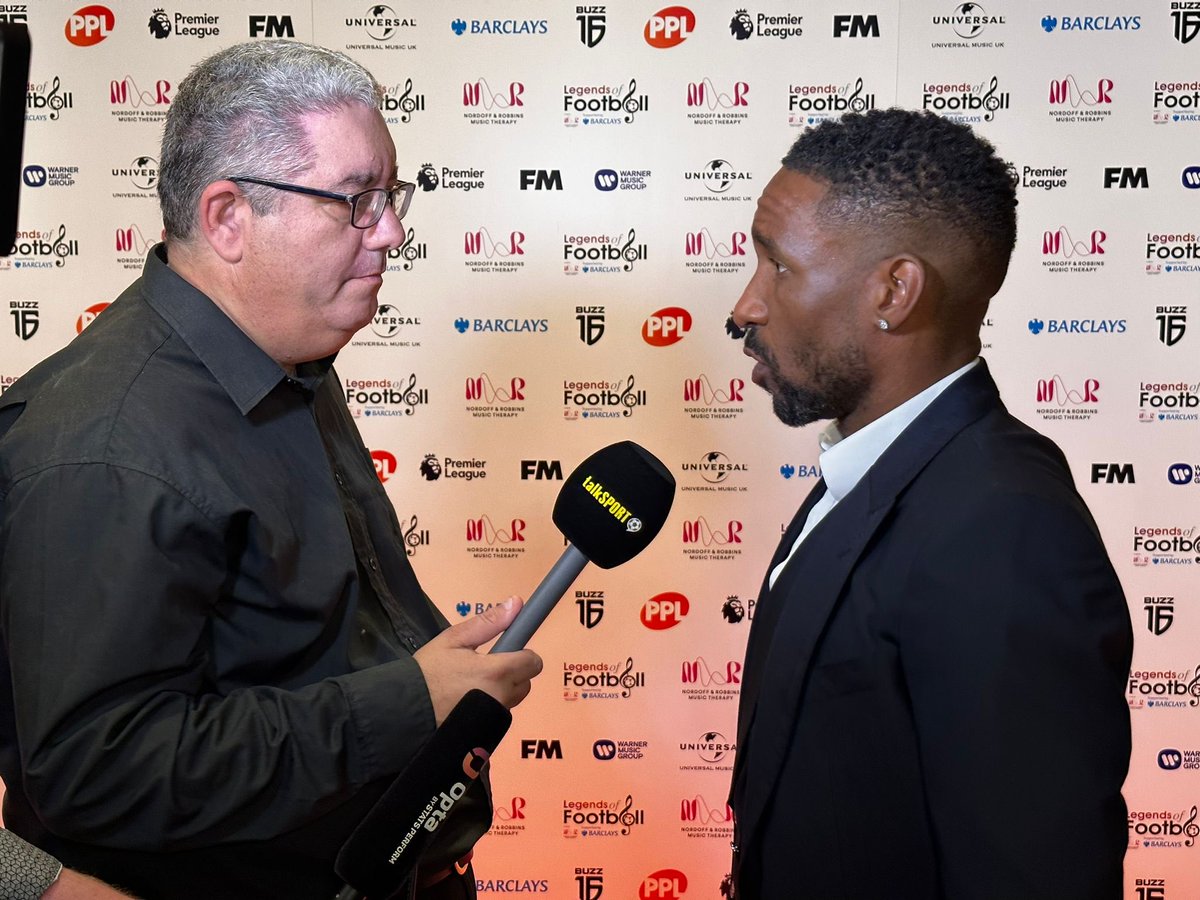 BroadcastMoose's tweet photo. Great catching with ⁦@IAmJermainDefoe⁩ at ⁦@nordoffrobbins⁩ ⁦@LoFootball⁩ tonight, really great chat about Wrighty, Spurs and VAR https://t.co/BMDwIv6rBB