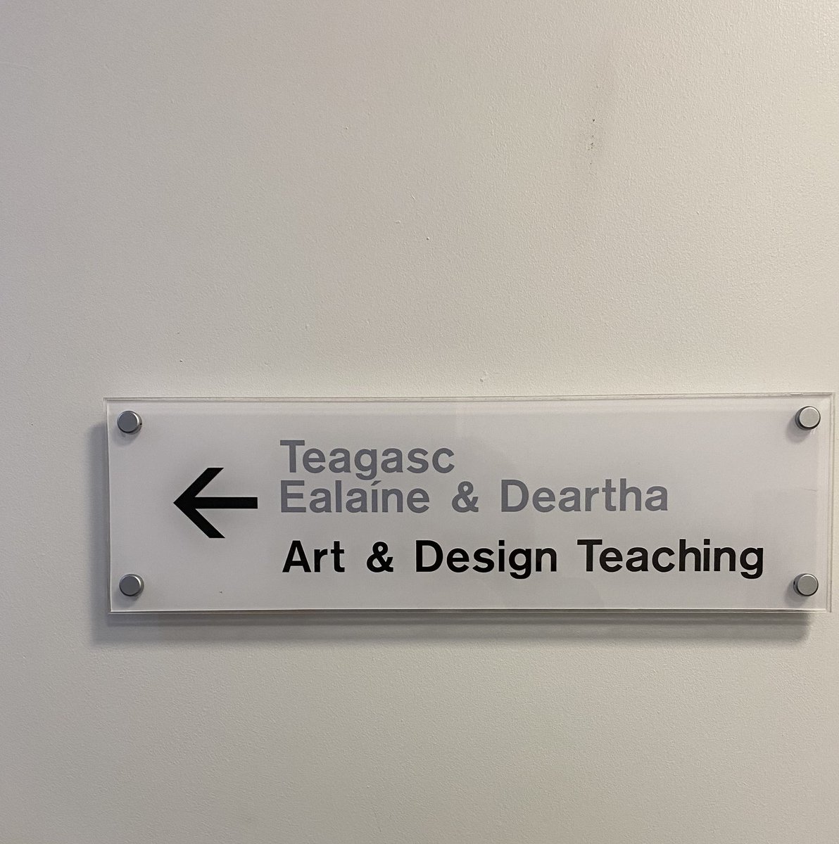 Lucina Russell tweet media