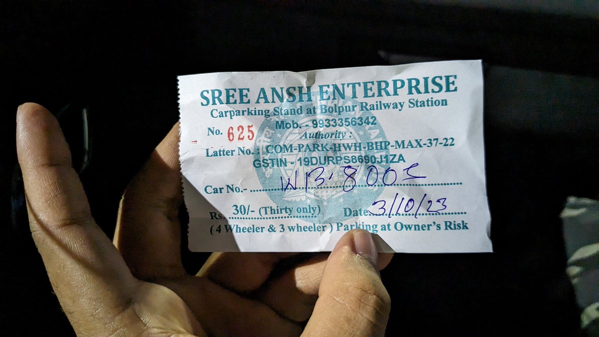 imbiswapriya's tweet photo. @EasternRailway @RPFCR @RailwaySeva In Bolpur-BHP Station... Railway Area why I pay parking charge ? https://t.co/lNYv49DYCf