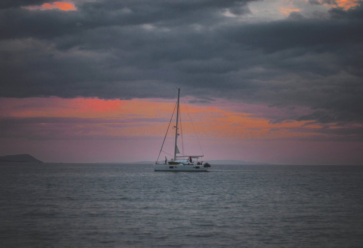 xontrikaiasximi's tweet photo. Drepano, Igoumenitsa
27/09/2023
#drepano #igoumenitsa #Epirus #Greece #sunset #sunsetphotography #sunsetlight #sunsetcolors #lightroom #nikon #nikond3100 #nikonphotography #photography #photographylovers #photooftheday #PhotographyIsArt #sky #clouds #beach #sailboat https://t.co/ISwc3OUp5R