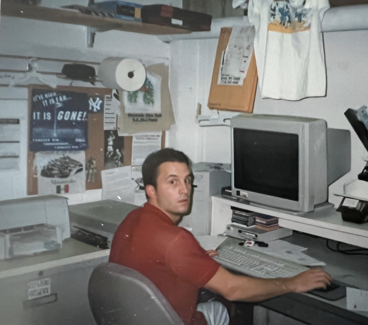 Knocking tweet media