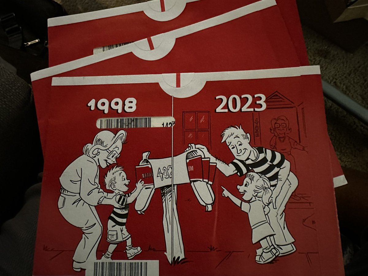 deacon05oc's tweet image. Definitely the end. Bonus discs arrived which marks my final delivery from @dvdnetflix. Thanks for one of the designed envelopes! #GetThroughMyQueue