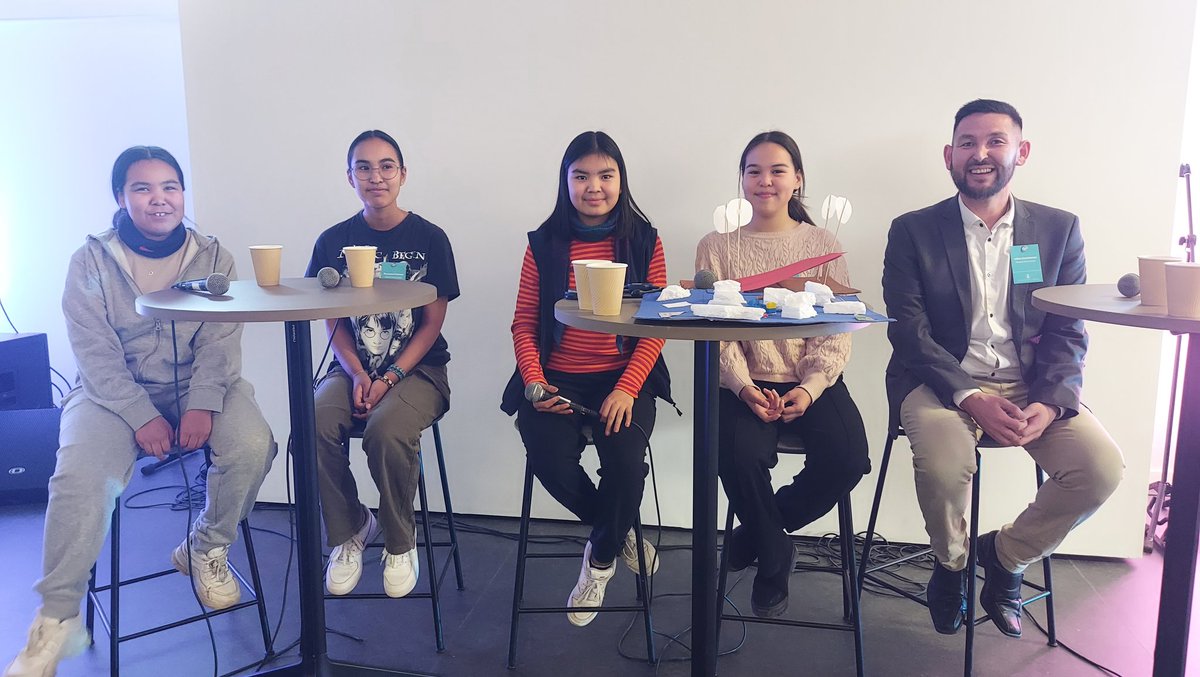 Lars H. Smedsrud (@islarsh) on Twitter photo Ilulissat Science Forum 2023 is on. The young here have realised that the fjord is getting fresher... <a href="/UiB/">Universitetet i Bergen</a> <a href="/Geofysen/">Geofysisk institutt</a> #ISF23 #ILLU #climatenarratives Ilulissat Science Forum 2023 is on. The young here have realised that the fjord is getting fresher... <a href="/UiB/">Universitetet i Bergen</a> <a href="/Geofysen/">Geofysisk institutt</a> #ISF23 #ILLU #climatenarratives