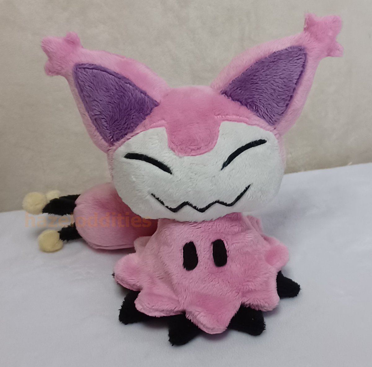 HazelOddities's tweet photo. Day 2 of the 31 Days of Mimikyu!
Skitty https://t.co/fWXY1y2Vfw