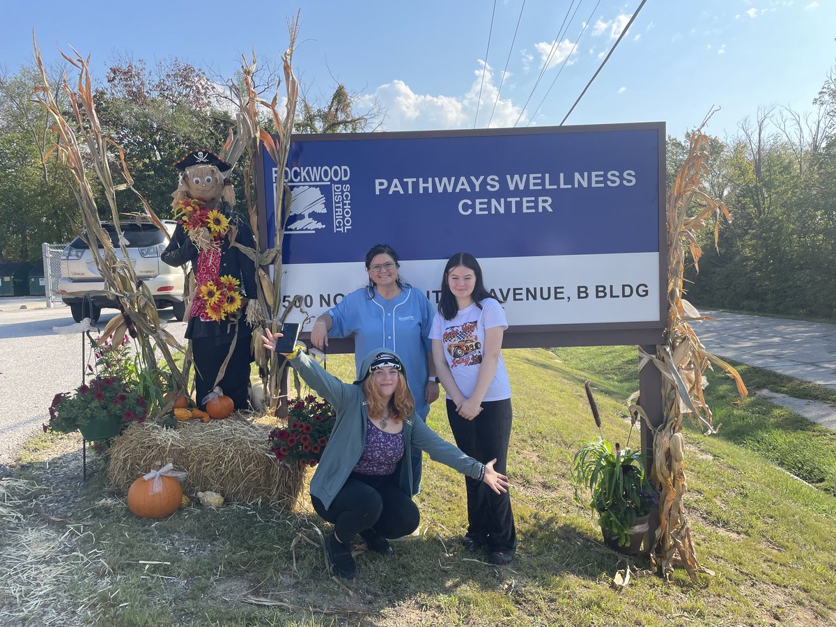 PathwaysWC's tweet photo. Pathways always has lots going on! Our Gardening Club is happy to participate in Eureka's Scarecrow Festival! We are excited to introduce you to "Francis" :) #wellnessmatters #PWC https://t.co/01QainBN1m