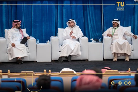 Adel_tu2016's tweet photo. سعدت بالمشاركة في جلسات منتدى الترجمة الذي نظمته جامعة الطائف، تزامناً مع اليوم العالمي للترجمة. https://t.co/zKQ900LhdE