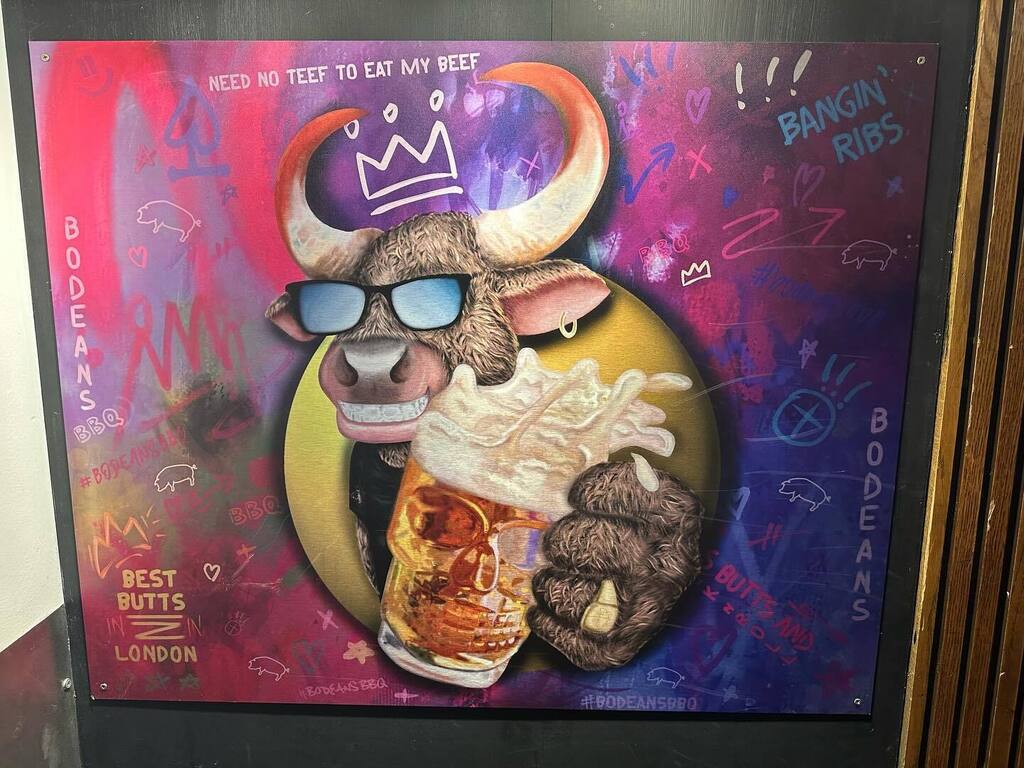 Timothy_Hughes's tweet photo. Street art @bodeansbbq #streetart #bodeans #bodeansbbq #food #streetartlondon #london #londonist #londoner #londoners #londonerslondon #soho #soholondon #polandstreet https://t.co/6kFXJhYYKv https://t.co/2A1tyaw6DD