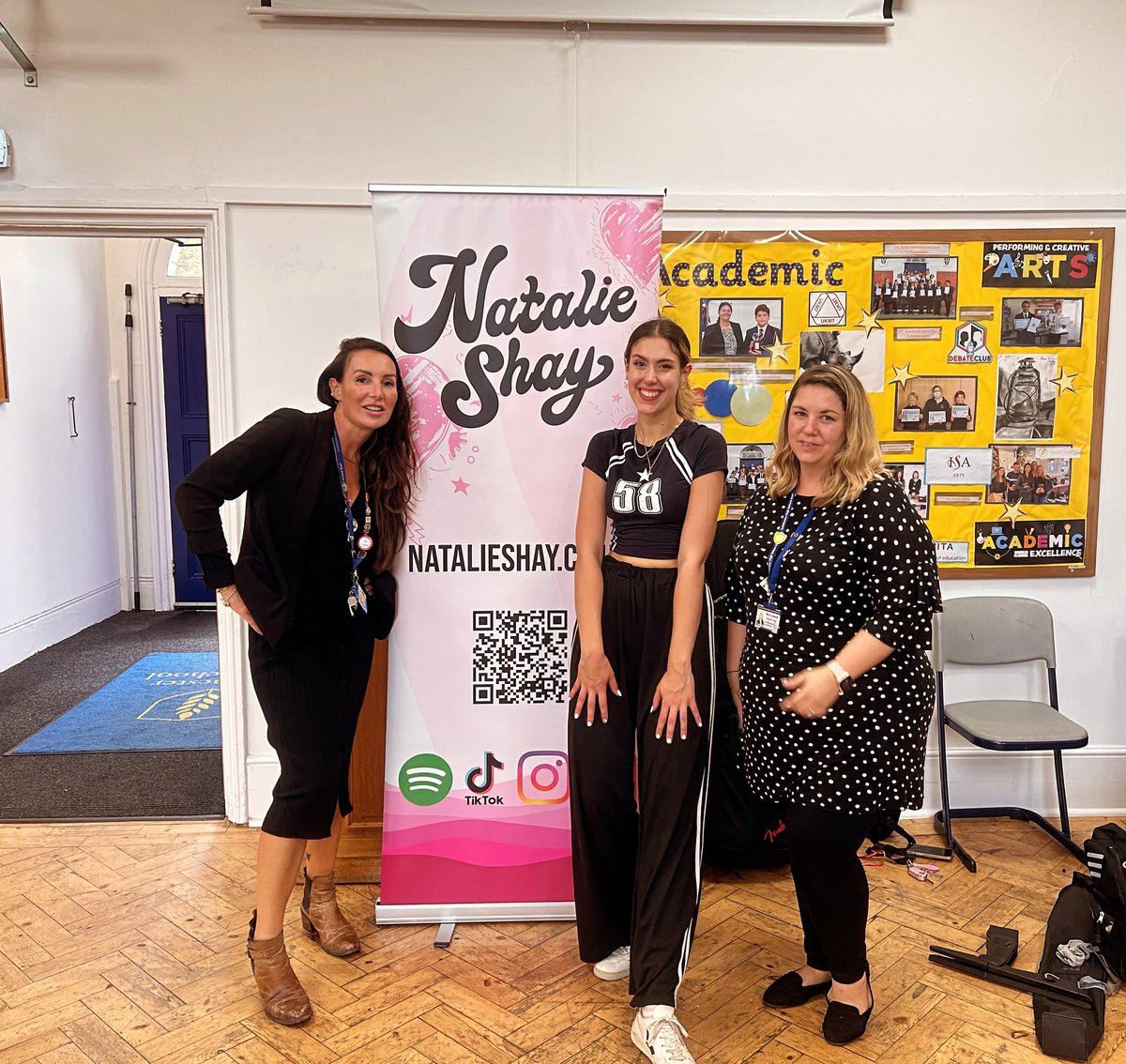 Chloe Haggerty (@chloehaggerty13) on Twitter photo Thank you <a href="/NatalieShay_/">NATALIE SHAY</a> for visiting <a href="/ColPrepHigh/">ColchesterPrep&HighSchool</a> and entertaining our pupils! Looking at building resilience ✌️💕 highly recommend #edutwitter #MentalHealthMonday #mentalhealthschools Thank you <a href="/NatalieShay_/">NATALIE SHAY</a> for visiting <a href="/ColPrepHigh/">ColchesterPrep&HighSchool</a> and entertaining our pupils! Looking at building resilience ✌️💕 highly recommend #edutwitter #MentalHealthMonday #mentalhealthschools