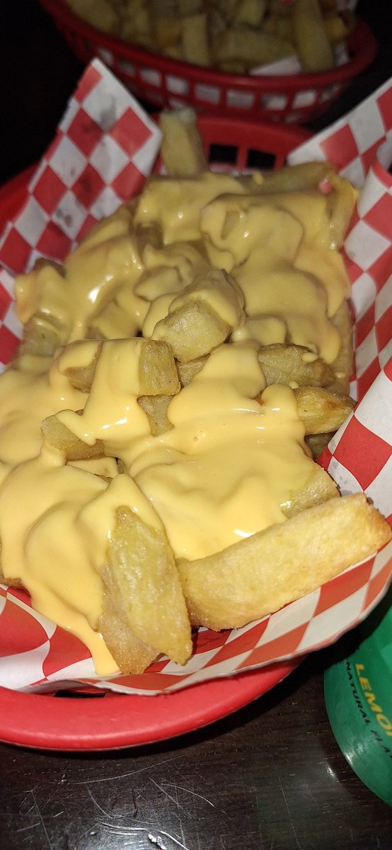 Lovely #Maynooth <a href="/PizzaDogDOTie/">Pizzadog</a>