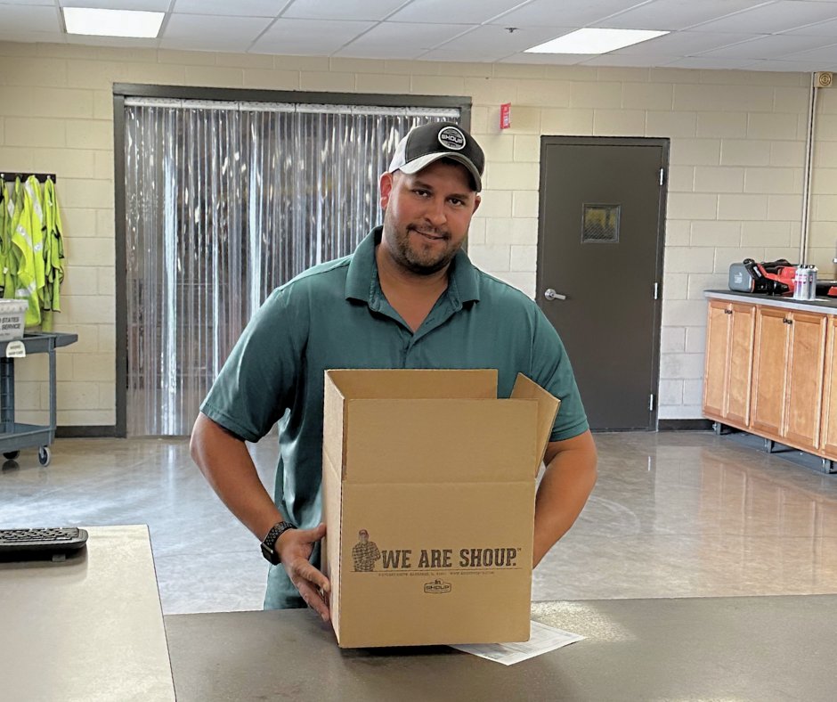 shoupparts's tweet photo. Tyler has been helping customers at the parts counter for over 10 years! He and the rest of our sales team are here to help you get the right parts for your equipment. With quality products and fair pricing, it’s easy to see why farmers choose to Fix it with #Shoup! #farmlife https://t.co/VAw0WjGQEl