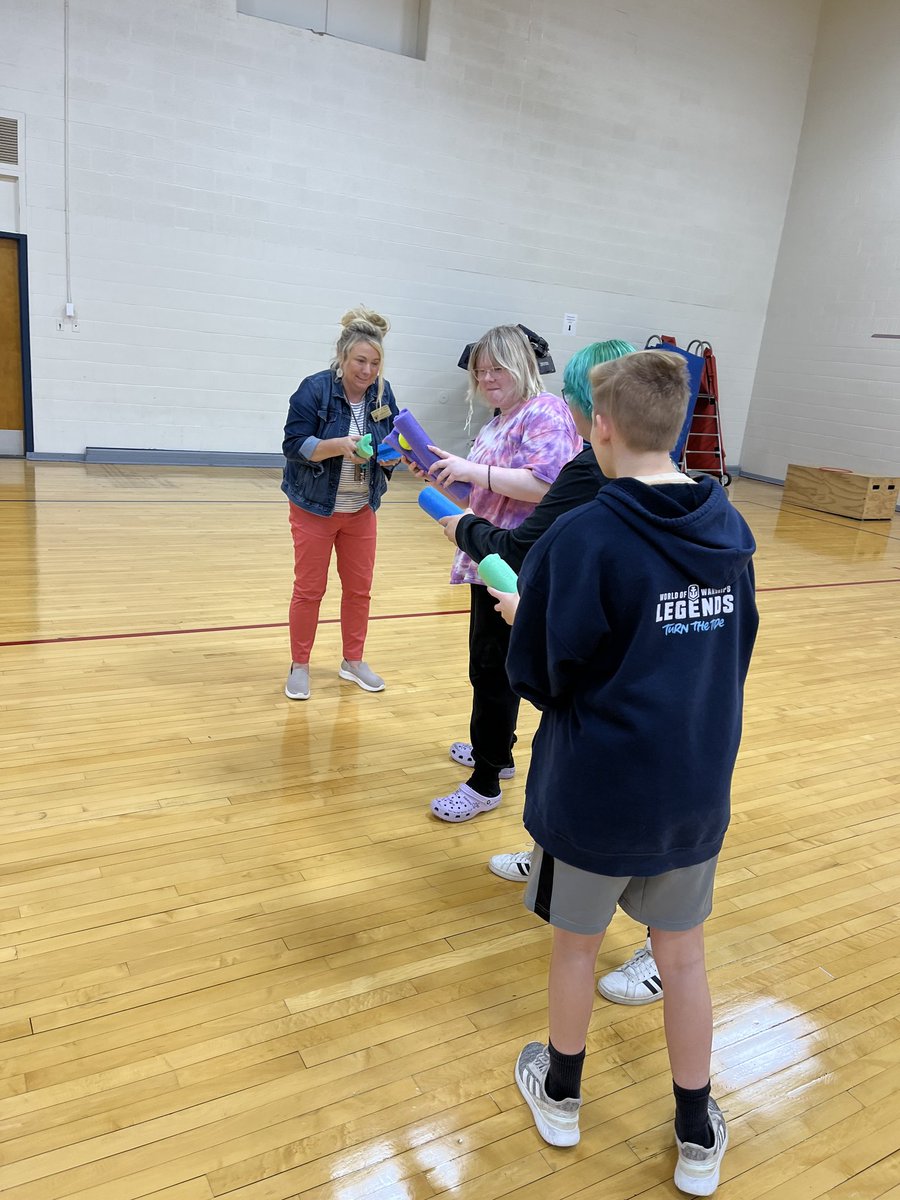 PathwaysWC's tweet photo. At least once a month, Pathways works on Team Building. The world sure needs more teamwork and fun! #wellnessmatters #PWC https://t.co/hnYR9pOYMk