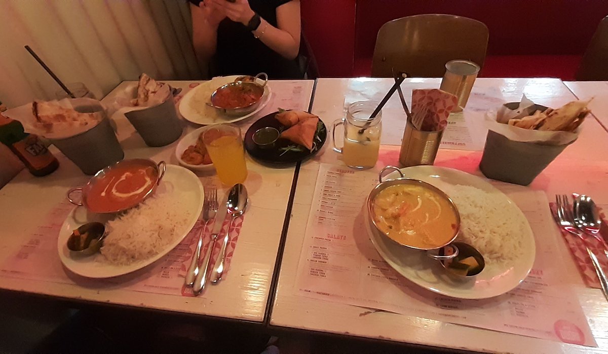 kt_fps's tweet photo. SUPER SHY MEETUP ( no door ): )
Boah indisch ist sooo krass gut https://t.co/olRQxowWAj