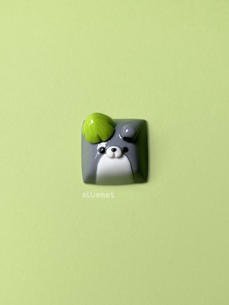 Ellienet tweet media