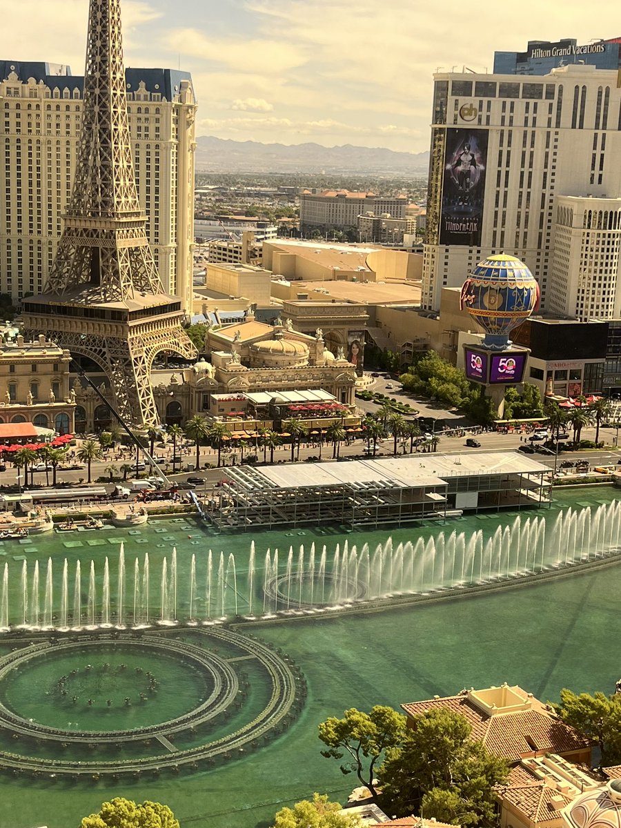 J_will201's tweet photo. Check out the stands they are building in front of the @Bellagio for the Formula 1 race! Crazy! #Formula1 https://t.co/k76rAYA7Ir
