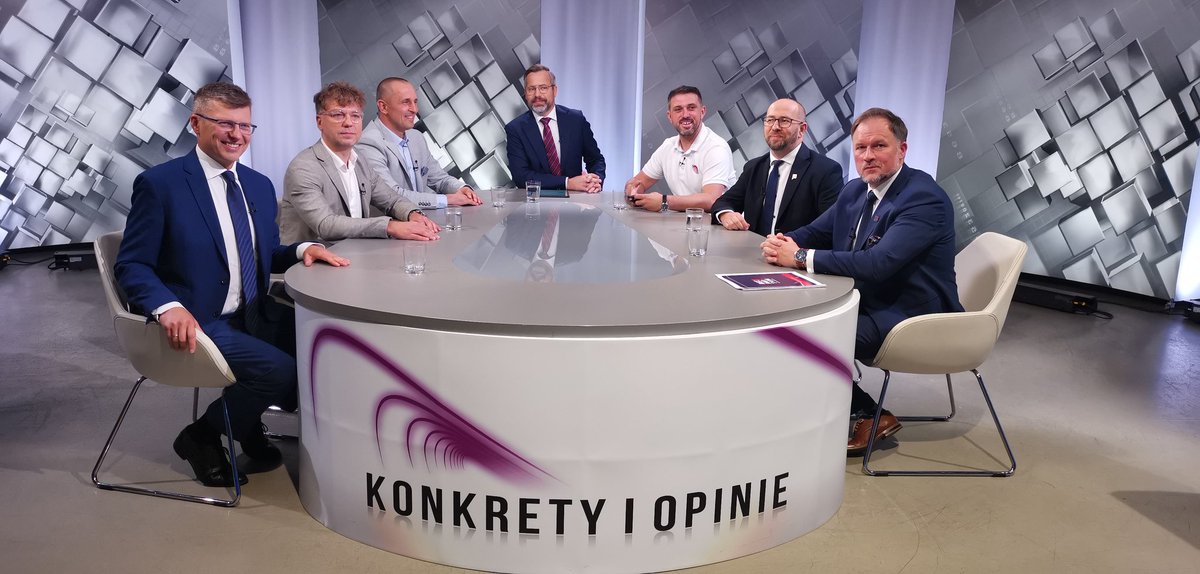 W sobotę miałem przyjemność być gościem rozmowy w programie TVP3 Rzeszów pt. "Konkrety i Opinie - Wybory Parlamentarne 2023, Programy dla młodych".
🔸 PIT 0
🔸 mieszkania dla młodych
🔸 nowoczesna edukacja
🔸 wsparcie dla młodych przedsiębiorców
To min. poruszone tematy.