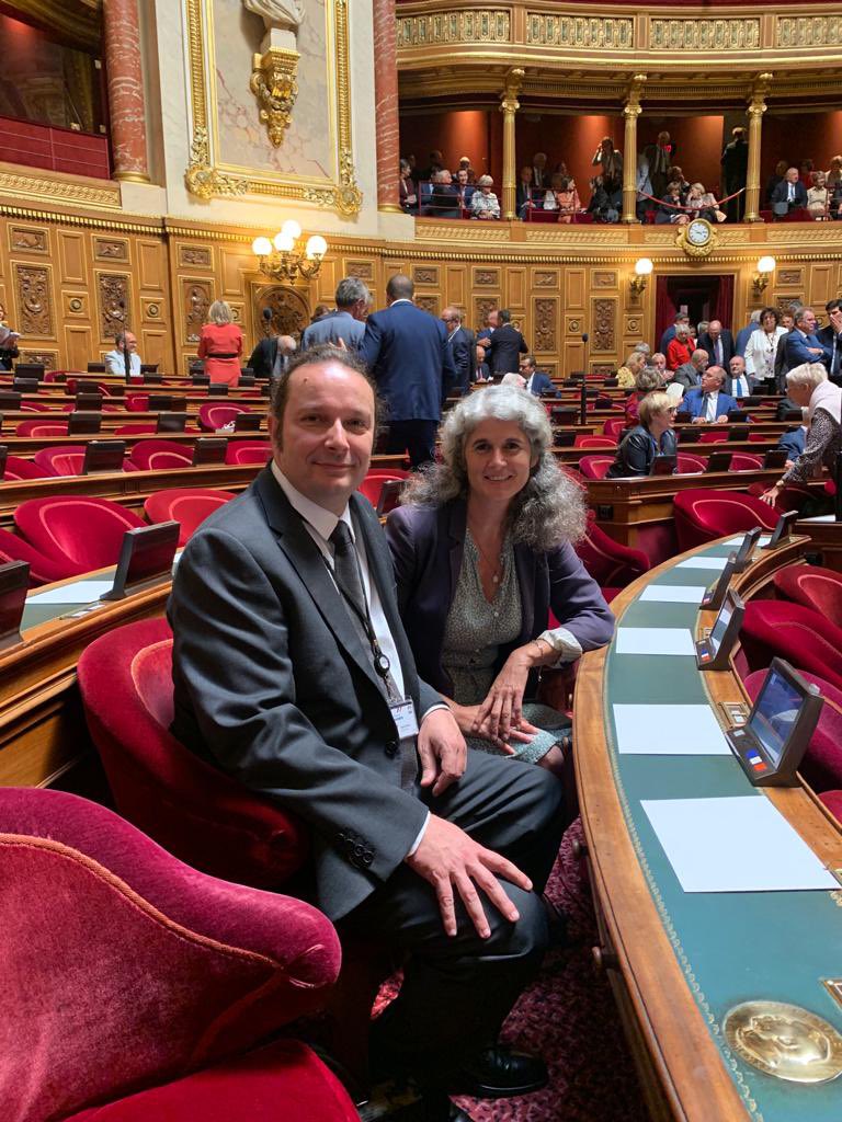 MargateMarianne's tweet photo. Ça y est ! Officiellement sénatrice. Avec les amis et camarades membres du groupe @senateursCRCE, bien déterminés à résister, proposer et être dans les luttes. #PCF https://t.co/DqaywG2Xky