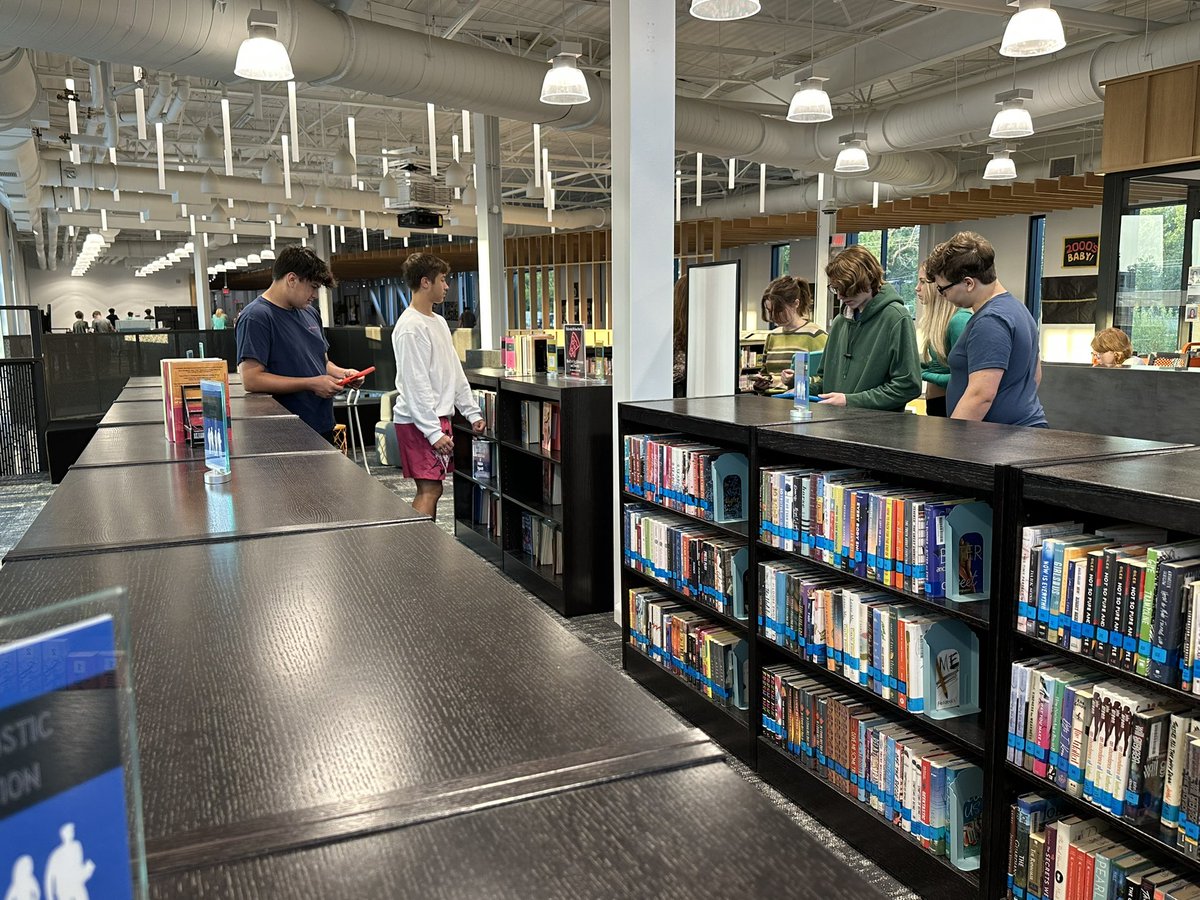 LSHS Library tweet media