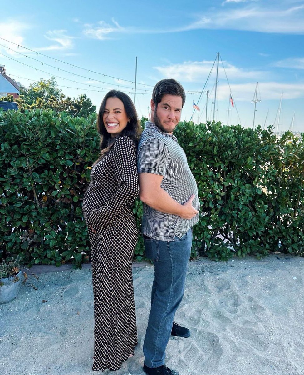 PopCrave's tweet photo. Chloe Bridges and Adam Devine are expecting their first baby together. 🍼 https://t.co/y4a0gnWp12