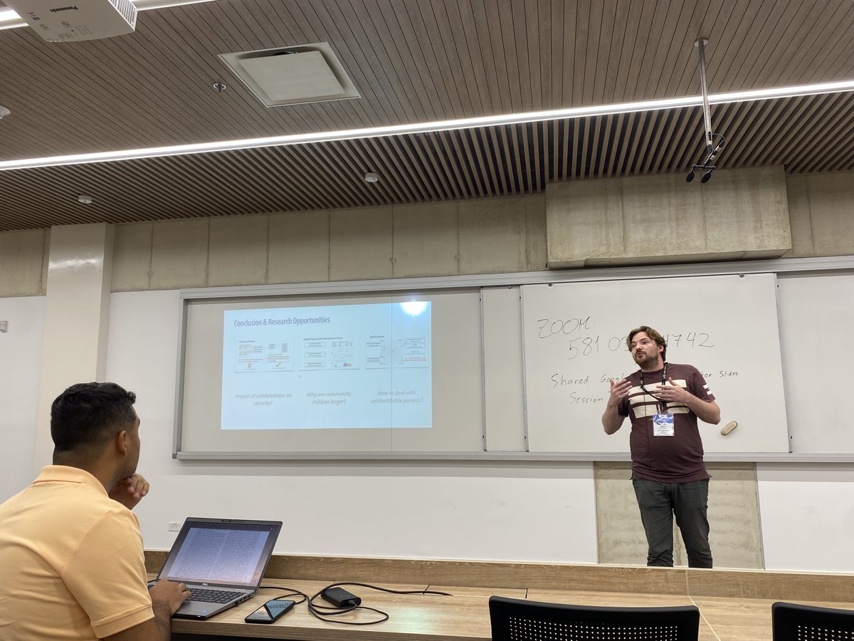 Coen De Roover tweet media